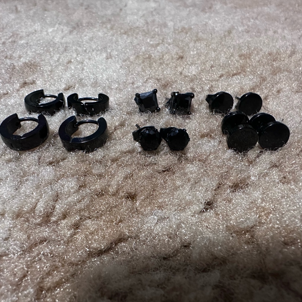 Set Of Black Earrings